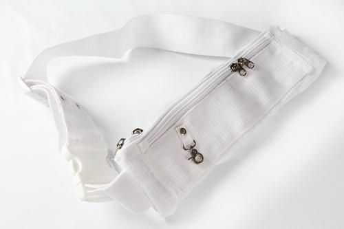 Premium White Ihram Belt with Dual-Zip Pouch – Adjustable Secure Waist Belt for Hajj & Umrah - Image 4 - Ruby Online
