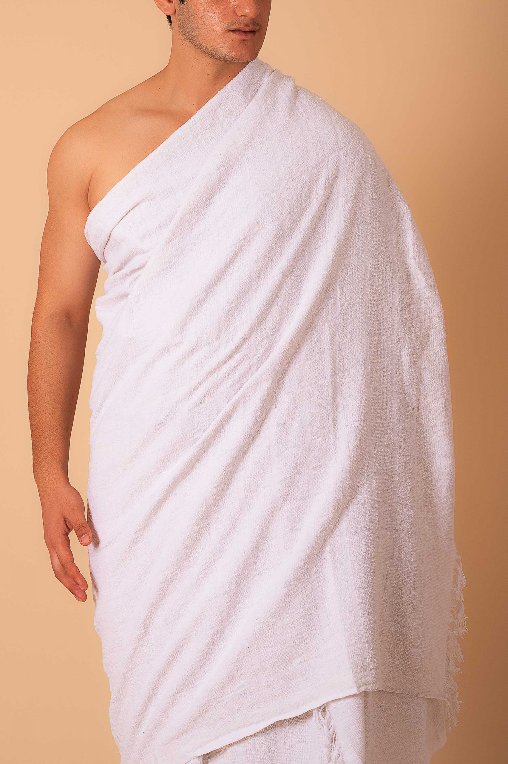 Men’s White Ihram Towel Set for Hajj & Umrah – Plain Woven Ihram Cloth with Fringed Edge -2 Pcs (46” X 92”) - Image 7 - Ruby Online