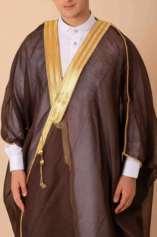 Regal Heritage Deep Brown Arabic Bisht for Men with Gold Zari Edge Embroidery – Premium Lightweight Open-Front Cloak - Image 6 - Ruby Online