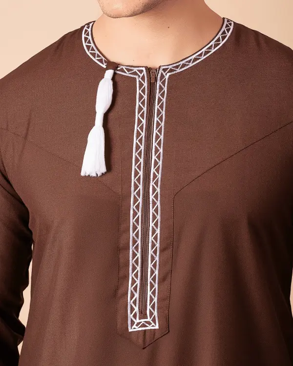 Coffee Brown Omani Thobe with White Geometric Embroidery & Tassel - Image 3 - Ruby Online