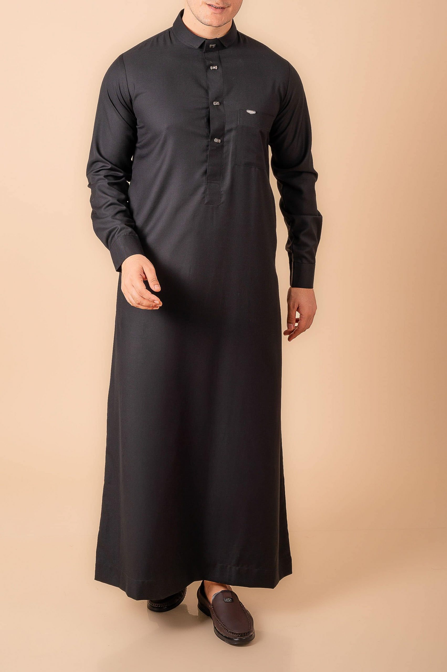 Luxury Deep Black Designer Thobe for Men with Gunmetal Button Placket & Modern Band Collar - Image 6 - Ruby Online