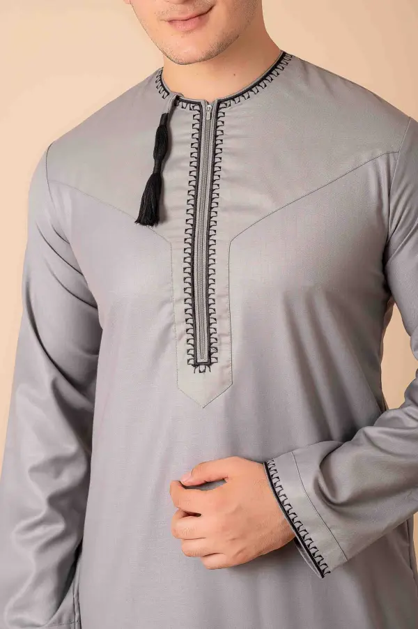 Light Ash Grey Omani Thobe with Black Loop Embroidery & Tassel - Image 6 - Ruby Online