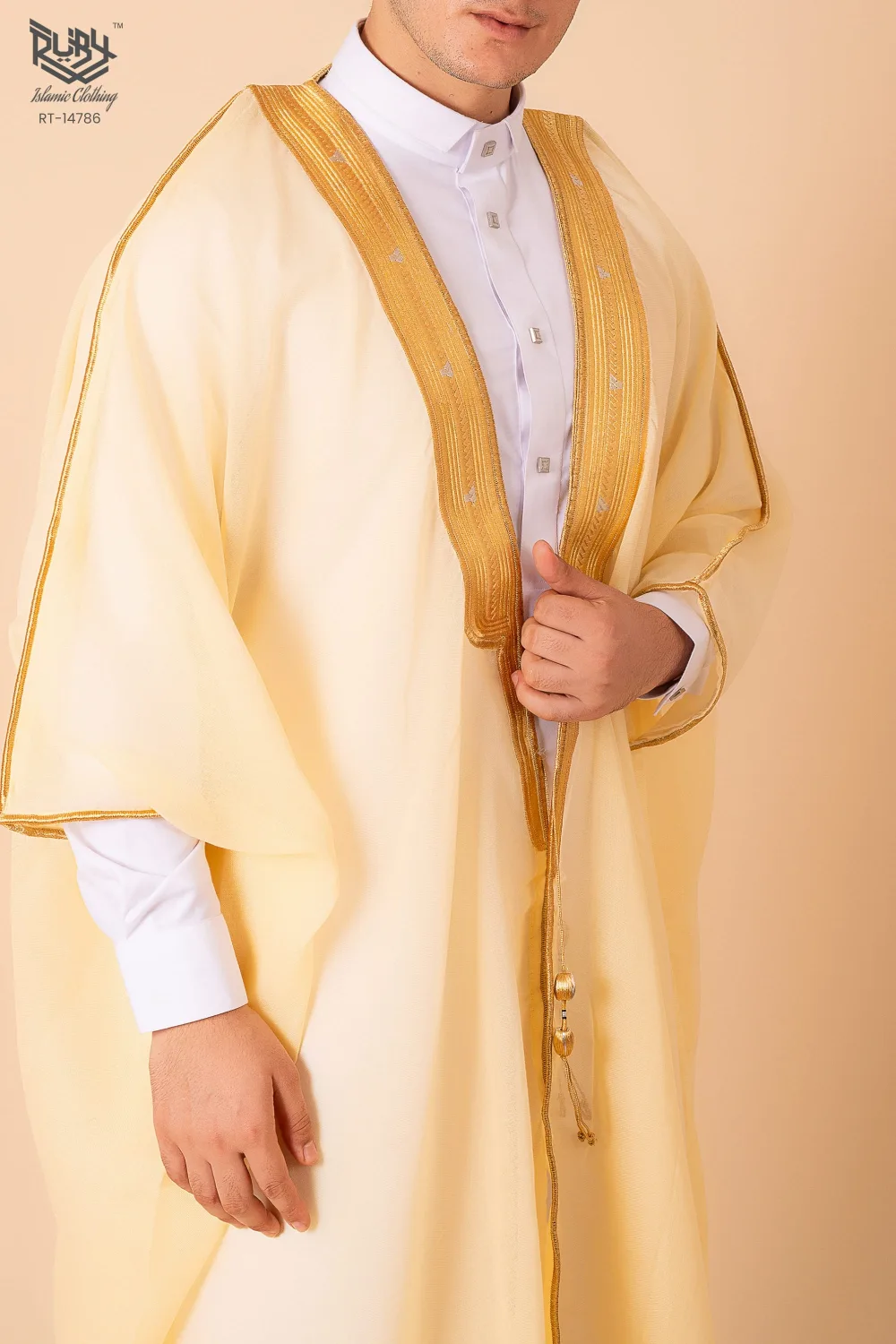 Luxury Cream Arabic Bisht for Men with Gold Zari Edge Embroidery – Premium Lightweight Open-Front Cloak - Image 4 - Ruby Online