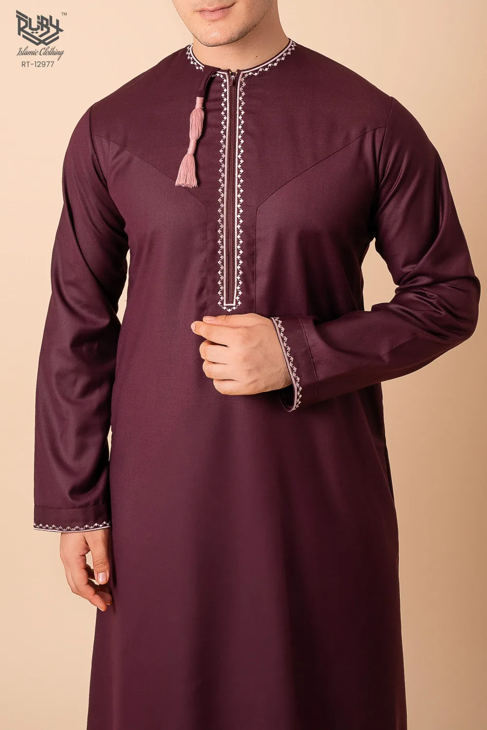 Maroon Omani Thobe with White Geometric Embroidery & Tassel - Image 3 - Ruby Online