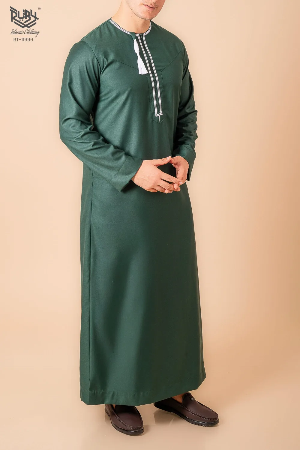 Dark Green Omani Thobe with White Geometric Embroidery & Tassel - Image 2 - Ruby Online