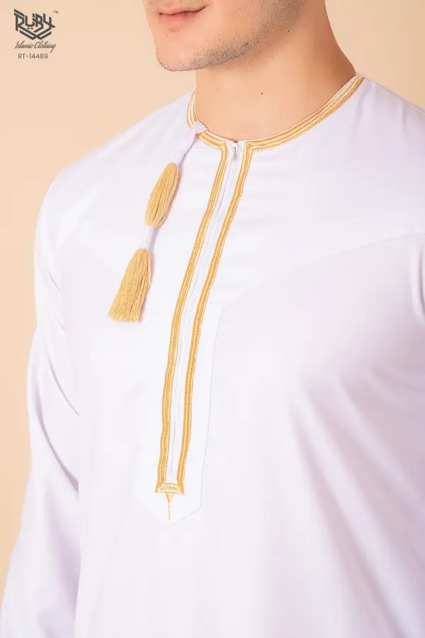 White Omani Thobe with Golden Embroidered Placket & Tassel - Image 4 - Ruby Online