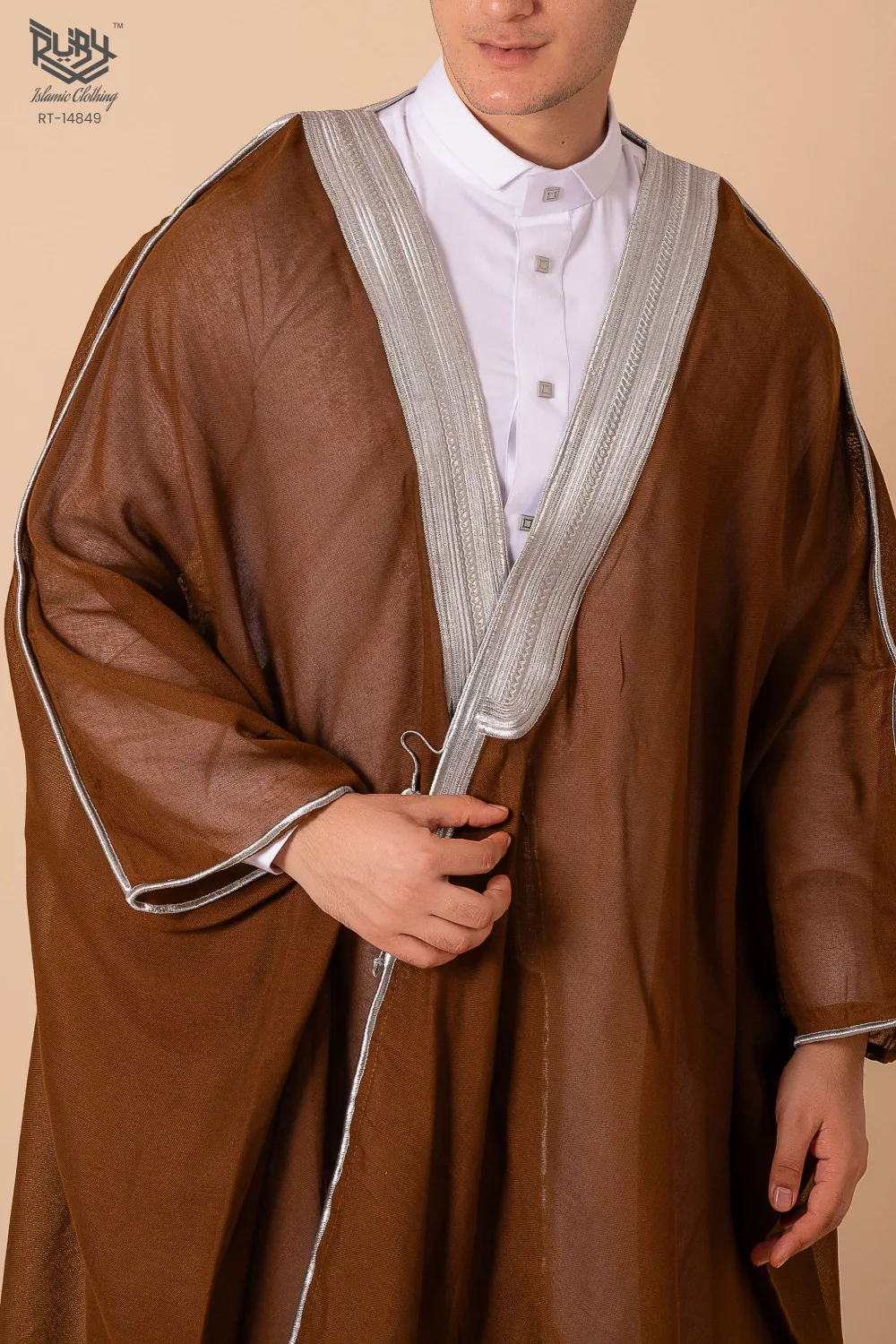 Luxury Brown Arabic Bisht for Men with Silver Zari Edge Embroidery – Premium Lightweight Open-Front Cloak - Image 2 - Ruby Online