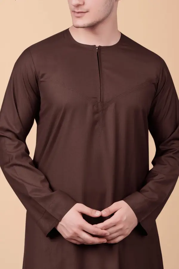 Modern Deep Brown Zip-Neck Thobe for Men – Minimal Classic Design - Image 4 - Ruby Online