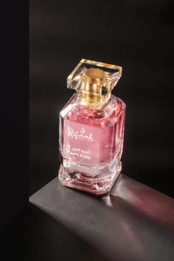Rifaah Amira Al-Layl Luxury Extrait de Parfum 100ml – Elegant Rose Pink Arabian Perfume in Crystal Glass Bottle - Image 2 - Ruby Online