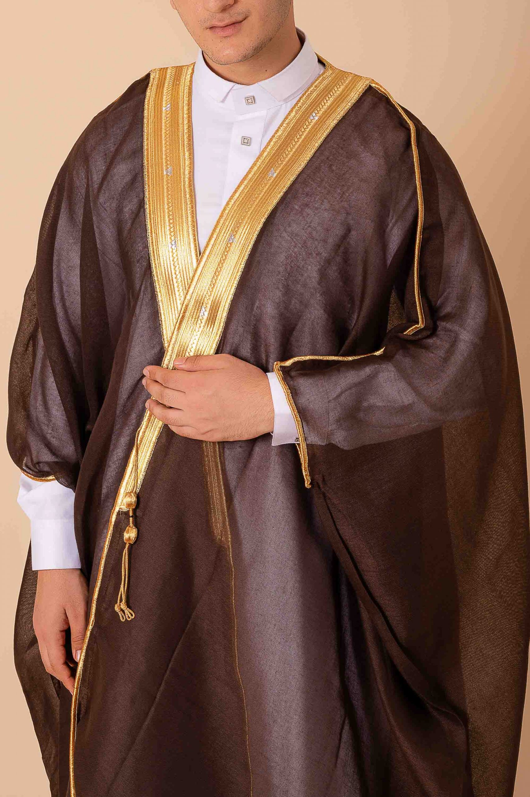 Regal Heritage Deep Brown Arabic Bisht for Men with Gold Zari Edge Embroidery – Premium Lightweight Open-Front Cloak - Image 5 - Ruby Online