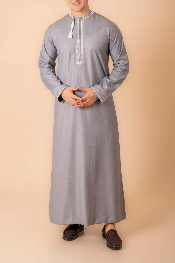 Light Grey Omani Thobe with White Geometric Embroidery & Tassel