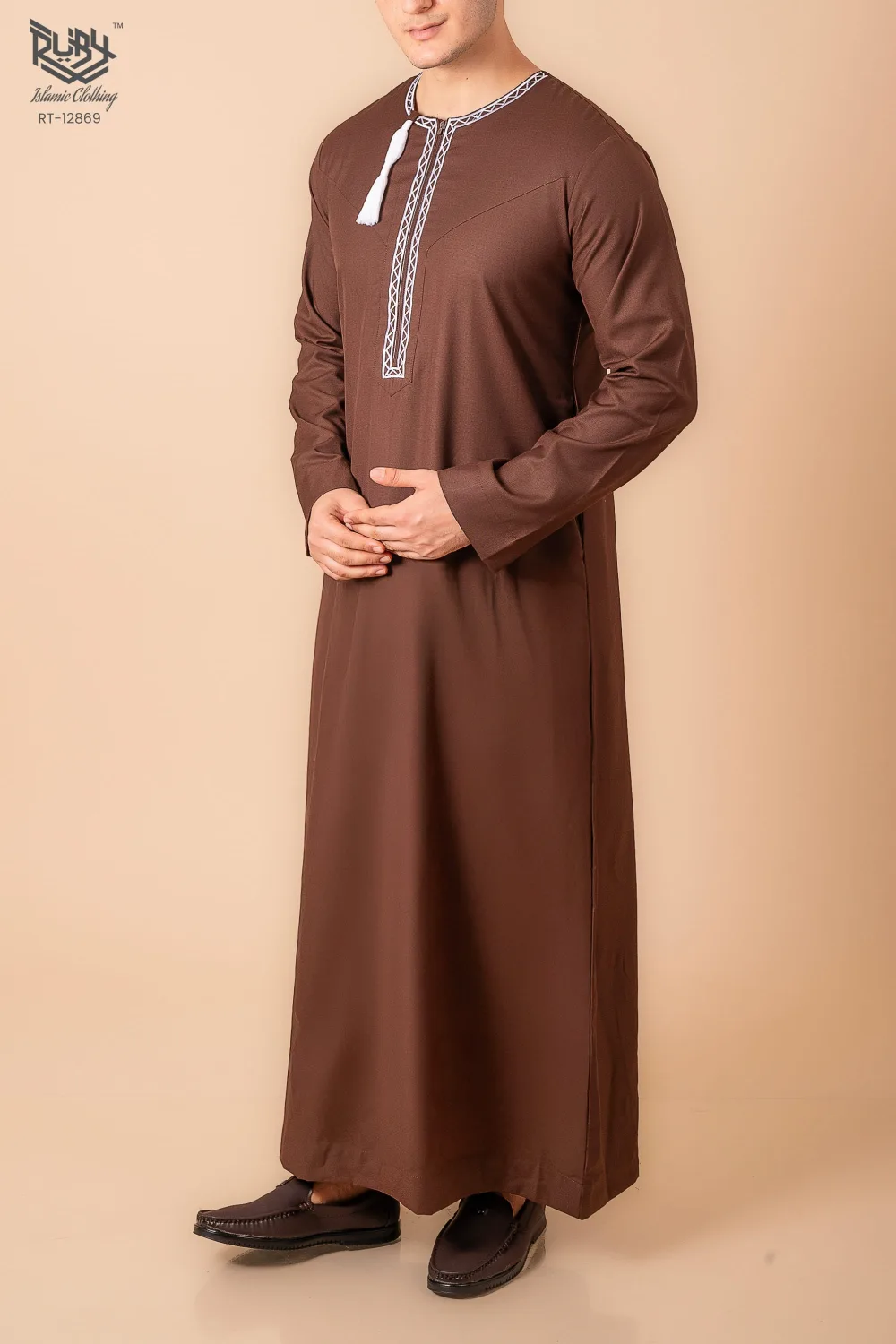 Coffee Brown Omani Thobe with White Geometric Embroidery & Tassel - Image 3 - Ruby Online